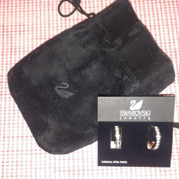 Swarovski Crystal and Gold Hoop Earrings - Picture 1 of 3